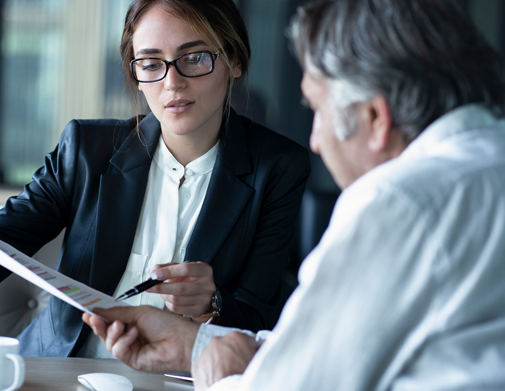 BenHR consultant offering guidance on employee classification status